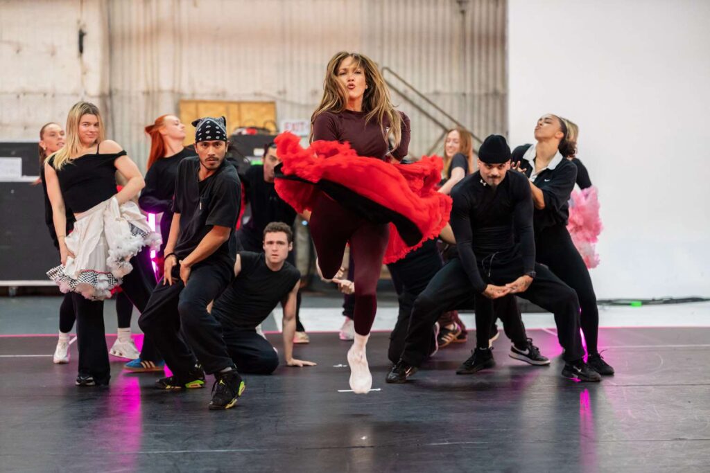 Jennifer Lopez ensaya su residencia en Las Vegas y muestra avances del espectáculo Up All Night Live