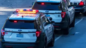 Operativo SWAT en Las Vegas tras fugitivo atrincherado en Palm Street sin personas heridas