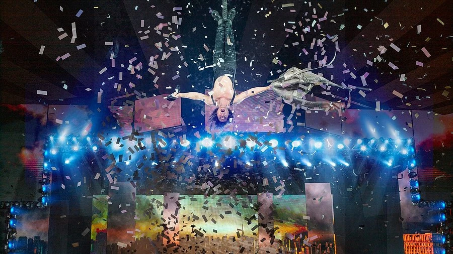 Criss Angel en Las Vegas presenta show en Planet Hollywood con tecnología y efectos visuales en el Strip