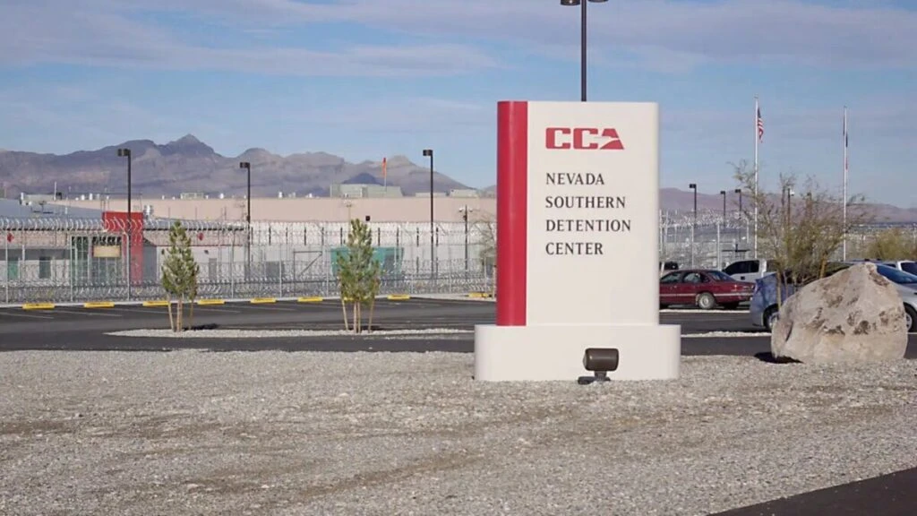 centro de detención de ICE relacionado con expansión migratoria que impacta a Nevada y Las Vegas