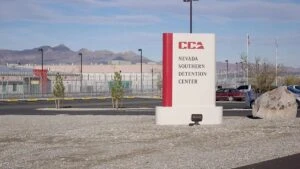 centro de detención de ICE relacionado con expansión migratoria que impacta a Nevada y Las Vegas