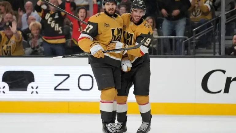 Golden Knights celebran título de División Pacífico tras victoria en Las Vegas