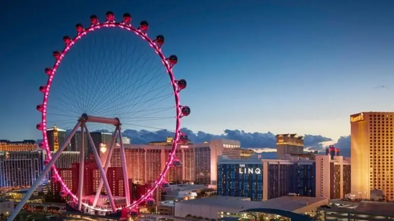 High Roller ofrece vistas panorámicas en The LINQ Promenade con experiencia turística completa
