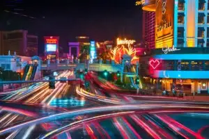 Las Vegas ciudad del pecado evoluciona con turismo familiar, eventos y entretenimiento global