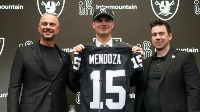 Raiders presentan a Fernando Mendoza como quarterback novato rumbo a la temporada NFL 2026
