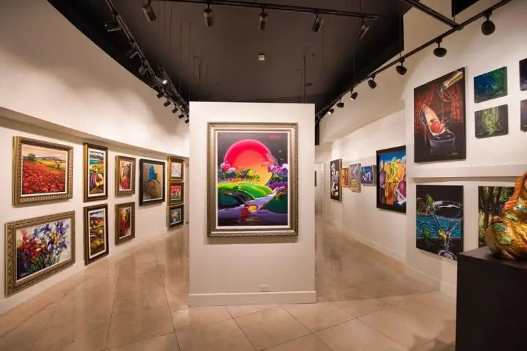 Comprar arte en Las Vegas dentro de galerías modernas y espacios creativos del Arts District
