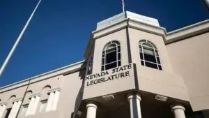 Edificios gubernamentales de Nevada relacionados con la entrada en vigor de nuevas leyes estatales.