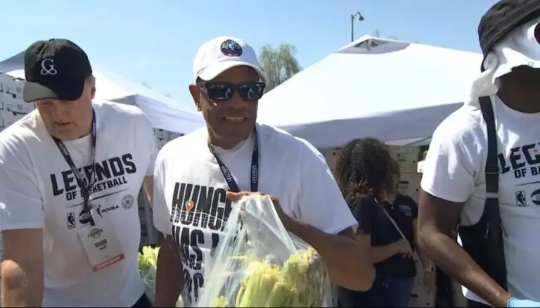 Jornada de la NBA para distribuir alimentos a familias del sur de Nevada.