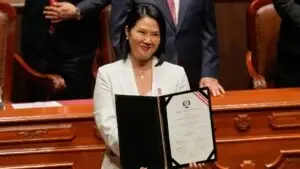 Inicio del Gobierno de Keiko Fujimori y los principales desafíos que enfrentará en Perú.
