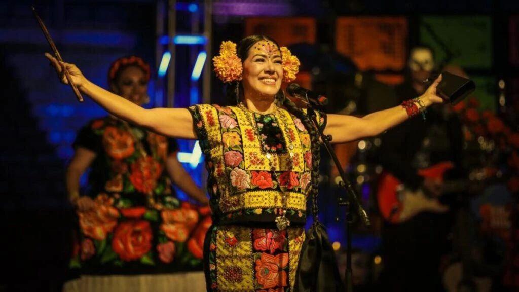 Lila Downs recibirá el Premio a la Excelencia Musical durante la Semana Anual del Latin Grammy en Las Vegas.