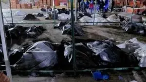 Morgues saturadas y familias que esperan la entrega de víctimas tras el devastador terremoto registrado en Colombia.