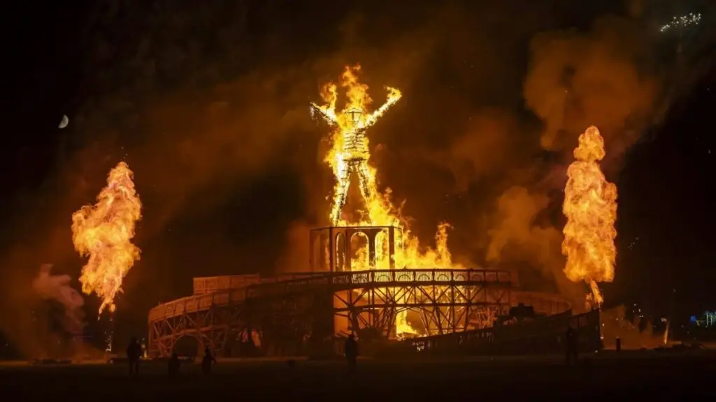 Burning Man termina su edición 2026 con tres muertes reportadas mientras autoridades investigan los fallecimientos