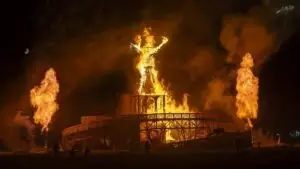 Burning Man termina su edición 2026 con tres muertes reportadas mientras autoridades investigan los fallecimientos