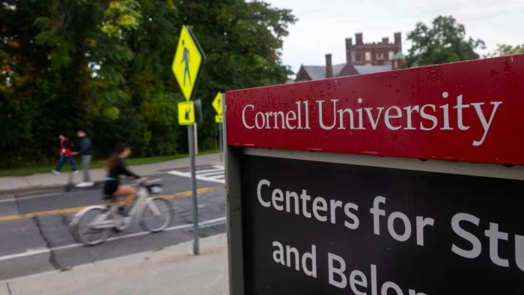 Cornell revisará sus fraternidades tras una demanda por presunta agresión sexual contra integrantes de Chi Phi